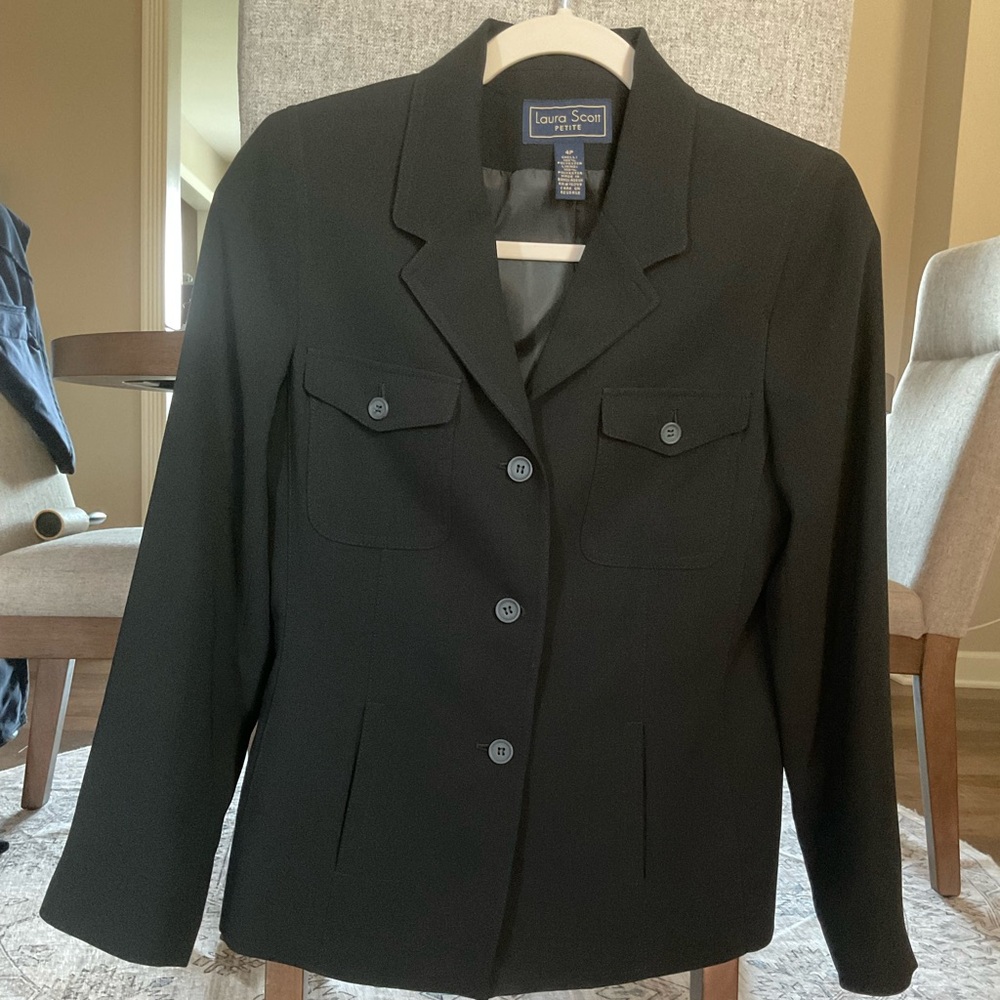 Laura Scott Black Button-Up Blazer